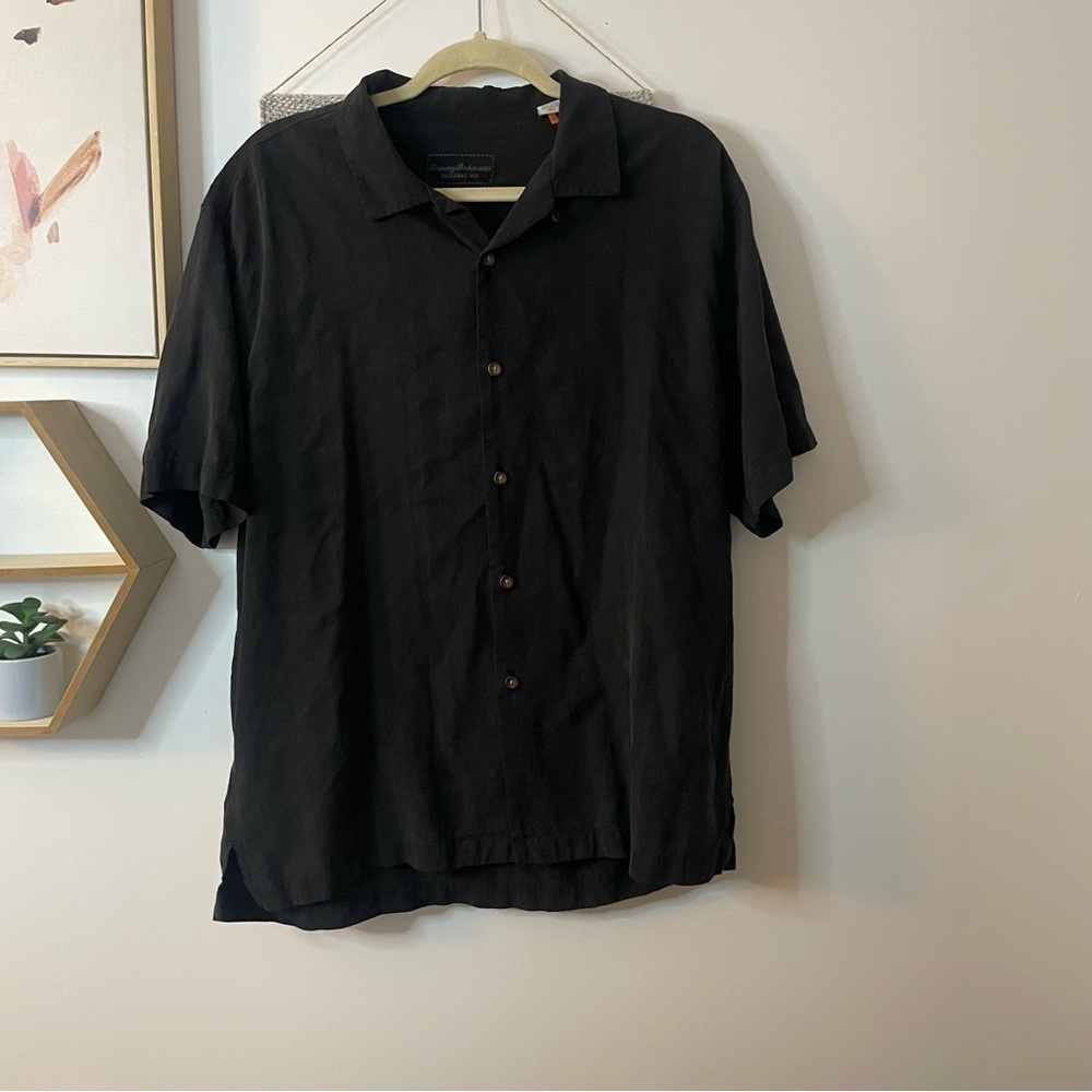 Tommy Bahama Original Fit I Say Merlot Black Short Sleeve Shirt 100% Silk Large